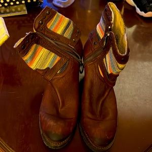 Justin southwestern booties